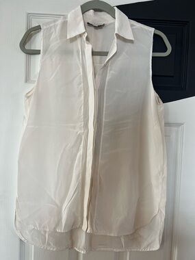 Vince Cream Silk Sleeveless Button-Front Blouse